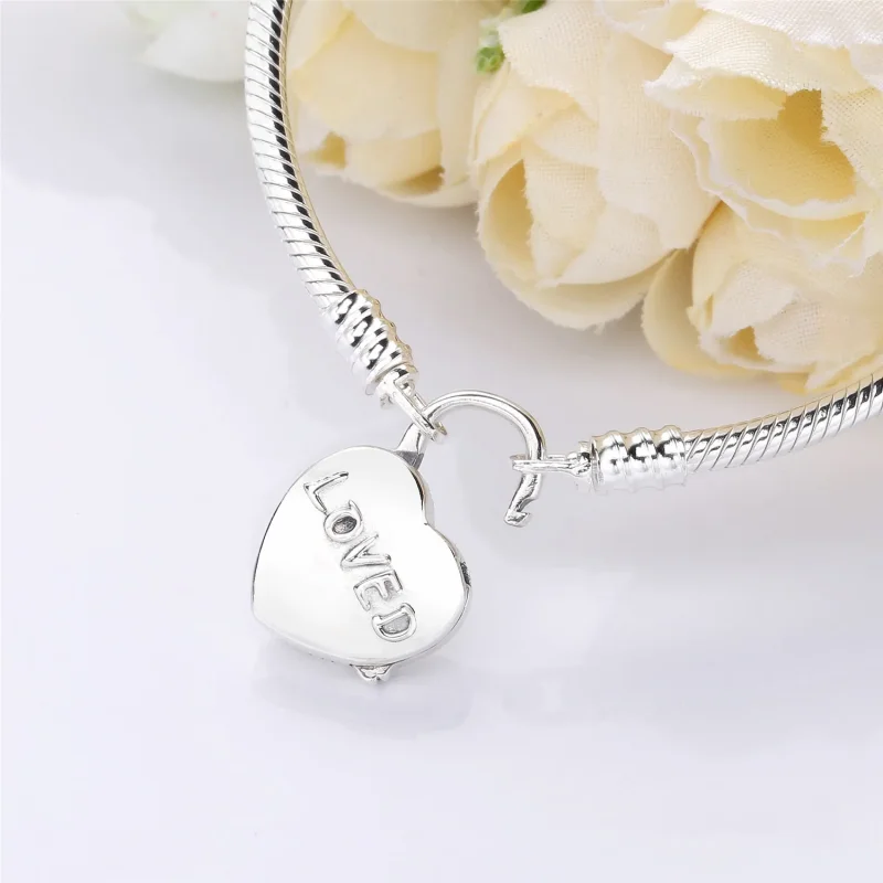 (bilde for) Pandora Snake chain silver bracelet and heart padlock clasp - 597806 - Vis 2