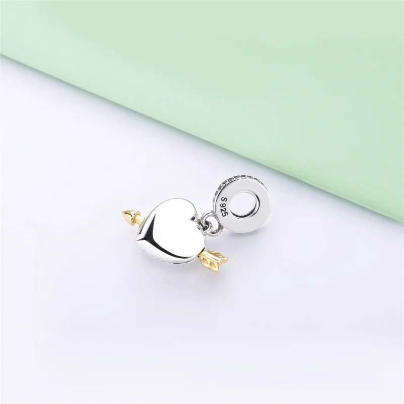(bilde for) PANDORA Limited Edition Arrow of Love Charm - B801113 - Vis 4
