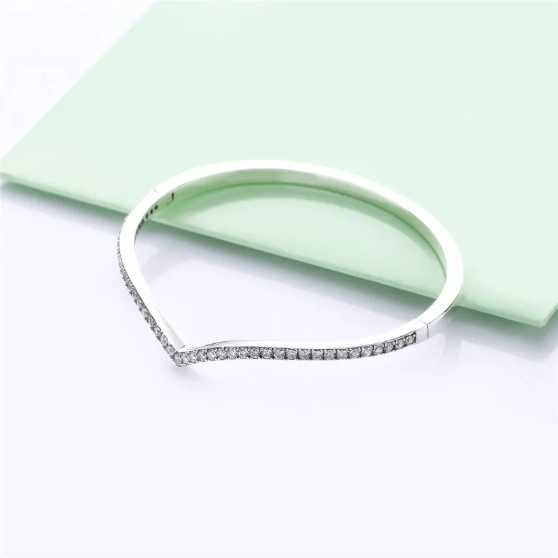 (bilde for) Pandora Wishbone silver bangle with clear cubic zirconia - 597837CZ - Vis 2