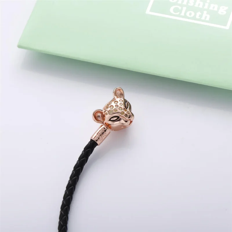 (bilde for) Glitrende løveprinsesse, vevd lærarmbånd, Pandora Rose™ - 588053CBK-S - Vis 3
