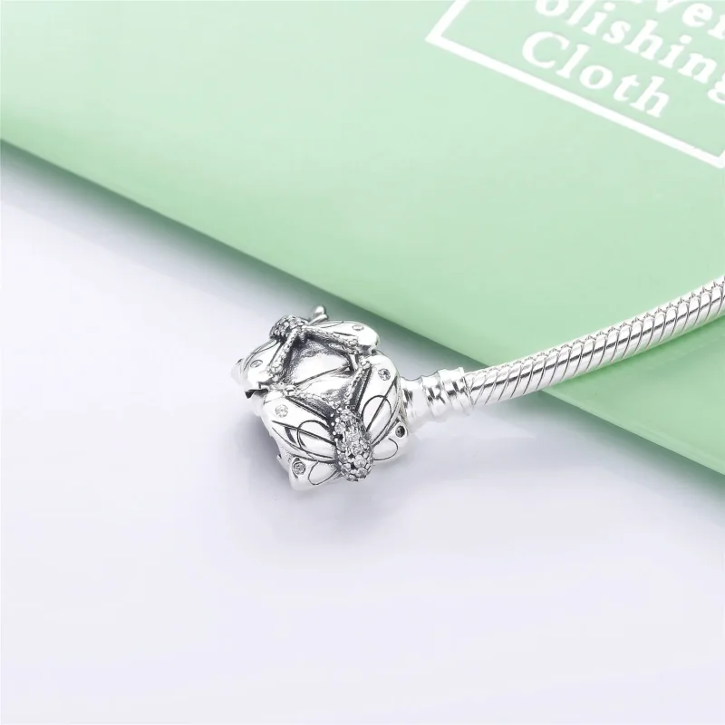 (bilde for) Pandora Snake chain silver bracelet and butterfly clasp with clear cubic zirconi - Vis 3