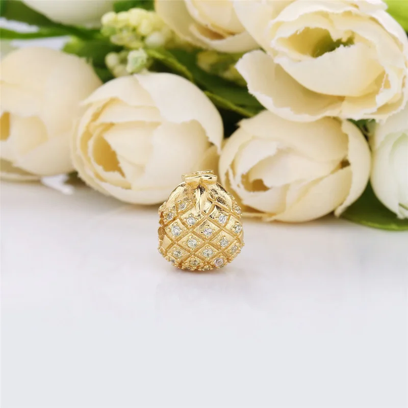 (bilde for) Pineapple Pandora Shine charm with golden coloured cubic zirconia - 767904CCZ - Vis 2
