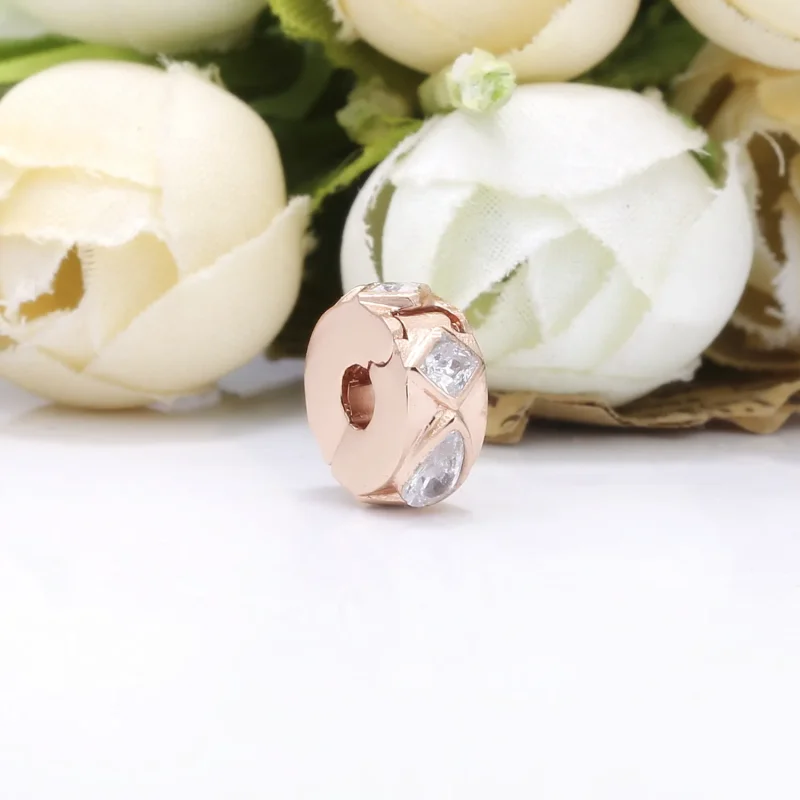 (bilde for) Pandora Geometric Shapes klemmecharm - 788429C01 - Vis 4