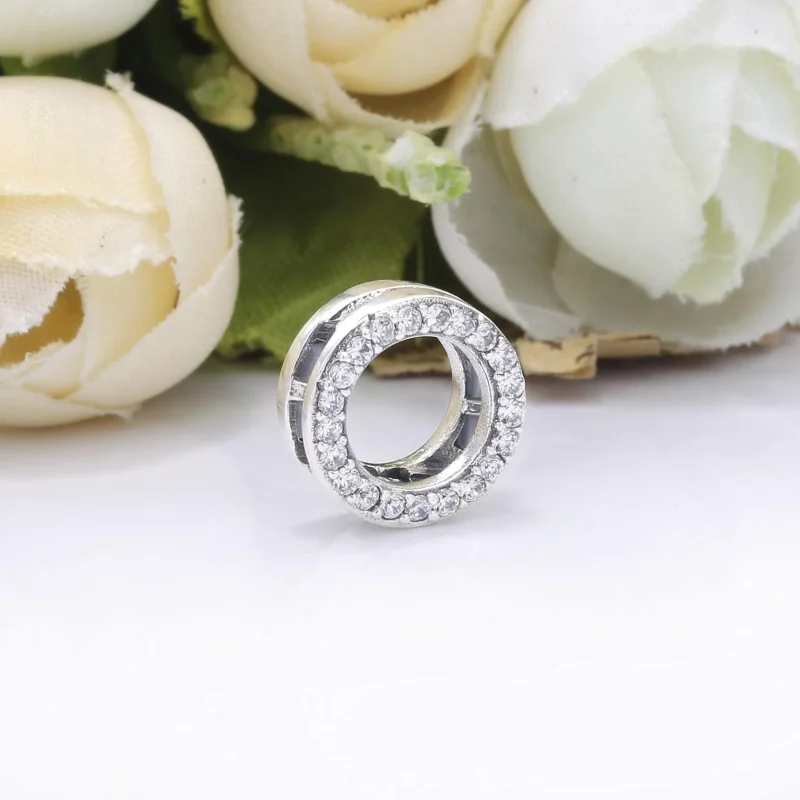 (bilde for) Pandora Circle of Pavé klemmecharm - 798600C01 - Vis 2