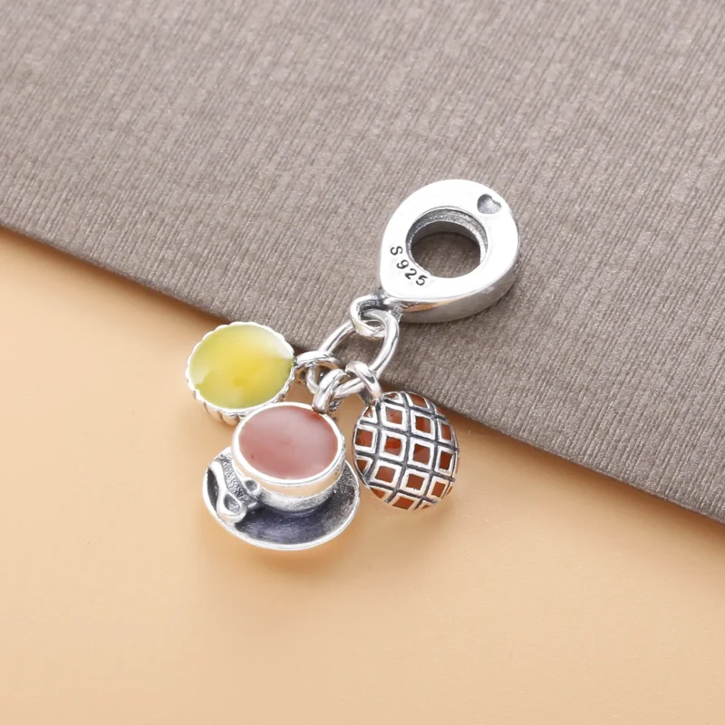 (bilde for) Pandora Egg Tart, Milk Tea & Pineapple Bun hengende charm - 798355ENMX - Vis 3