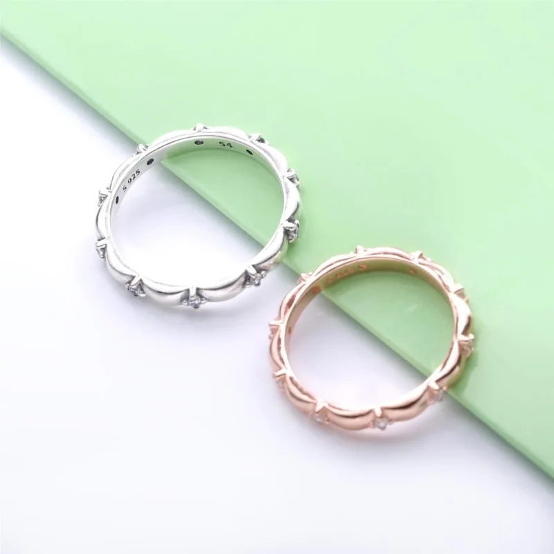(bilde for) Pandora Blomsterblader Båndformet Ring - 198791C01 - Vis 3