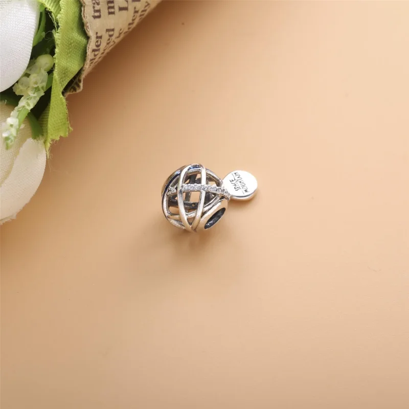 (bilde for) Pandora Disney Parks Space Mountain sterling silver charm with clear cubic zirco - Vis 3