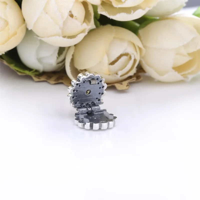 (bilde for) Pandora Funklende Prestekrage Klemmecharm - 798766C01 - Vis 3