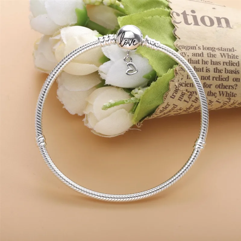 (bilde for) Pandora Moments Frihånd Hjerteformet klemme Slangekjedearmbånd - 598698C00 - Vis 4