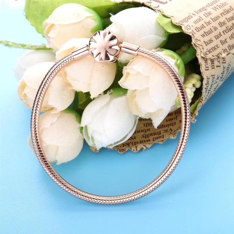 (bilde for) Pandora Moments Rosa Vifteformet Klemme Slangekjedearmbånd - 588145C01 - Vis 4