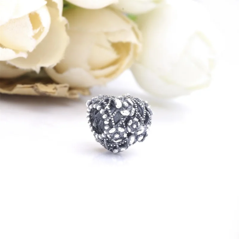 (bilde for) Pandora Åpen Blomst Hjerteformet Mor Charm - 798892C00 - Vis 4