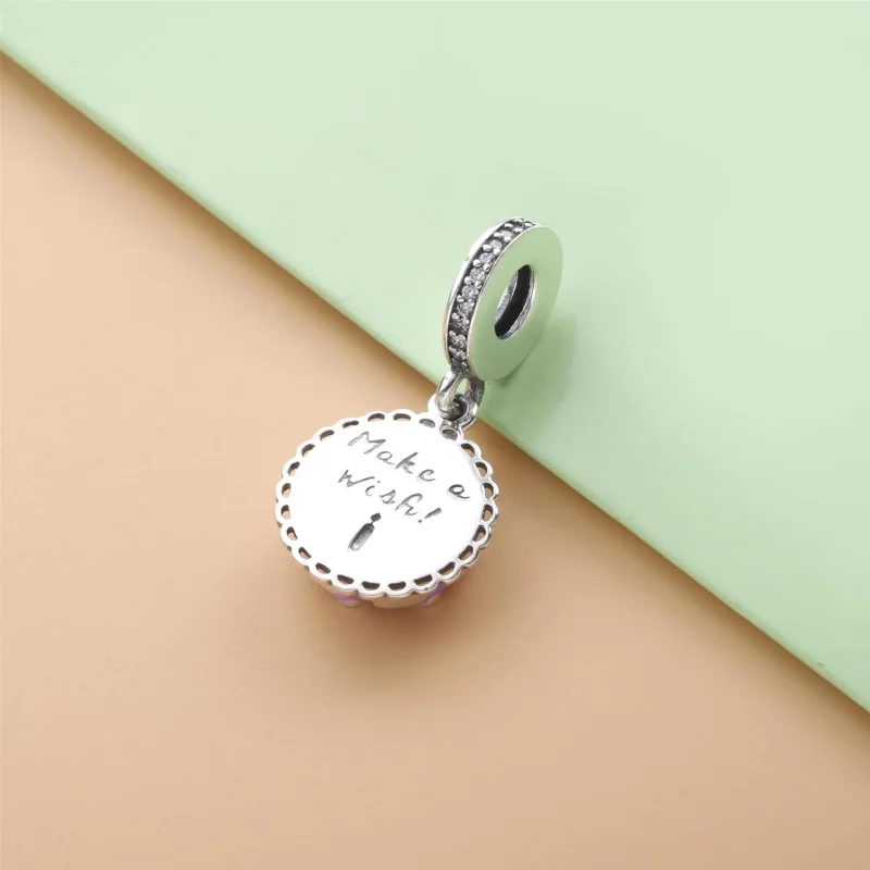 (bilde for) Pandora Rosa fødselsdagskake Hengende Charm - 798888C01 - Vis 3