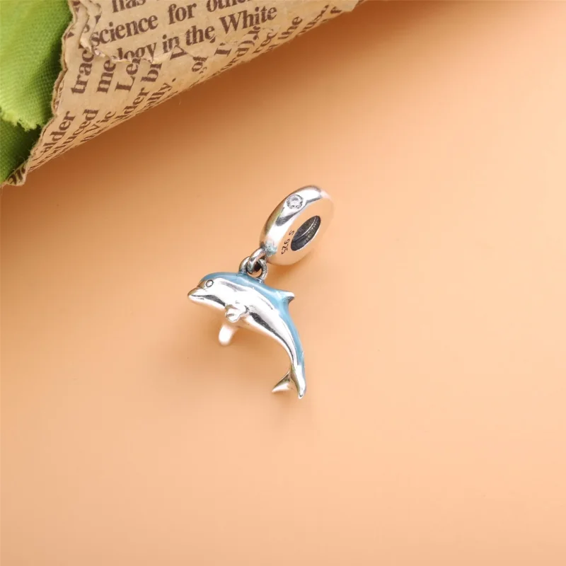 (bilde for) Pandora Skimrende Delfin Hengende Charm - 798947C01 - Vis 2