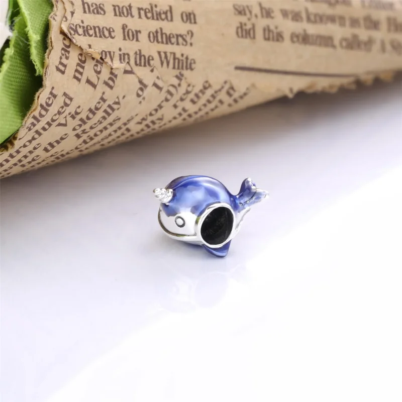 (bilde for) Pandora Skimrende Narhval Charm - 798965C01 - Vis 4