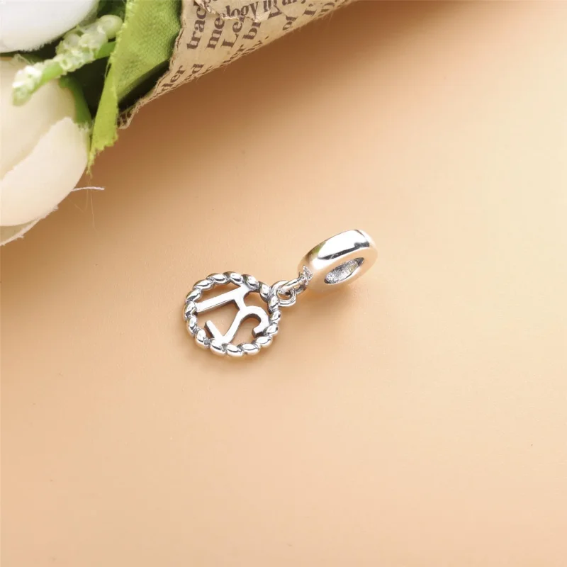 (bilde for) Pandora Tjueen, hengende charm - 790496 - Vis 3