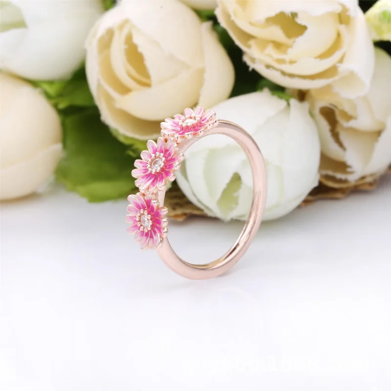 (bilde for) Pandora Trio av Rosa Tusenfryd Ring - 188792C01 - Vis 2