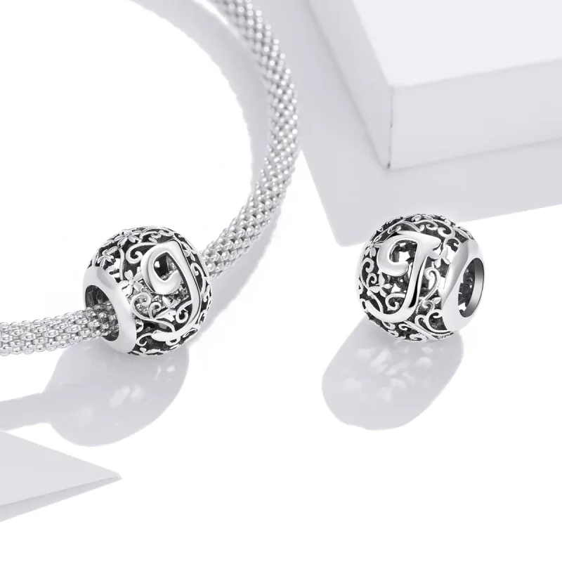 (bilde for)  Pandora Style Openwork Flower Letter J Charm - SCC1444-J - Vis 4