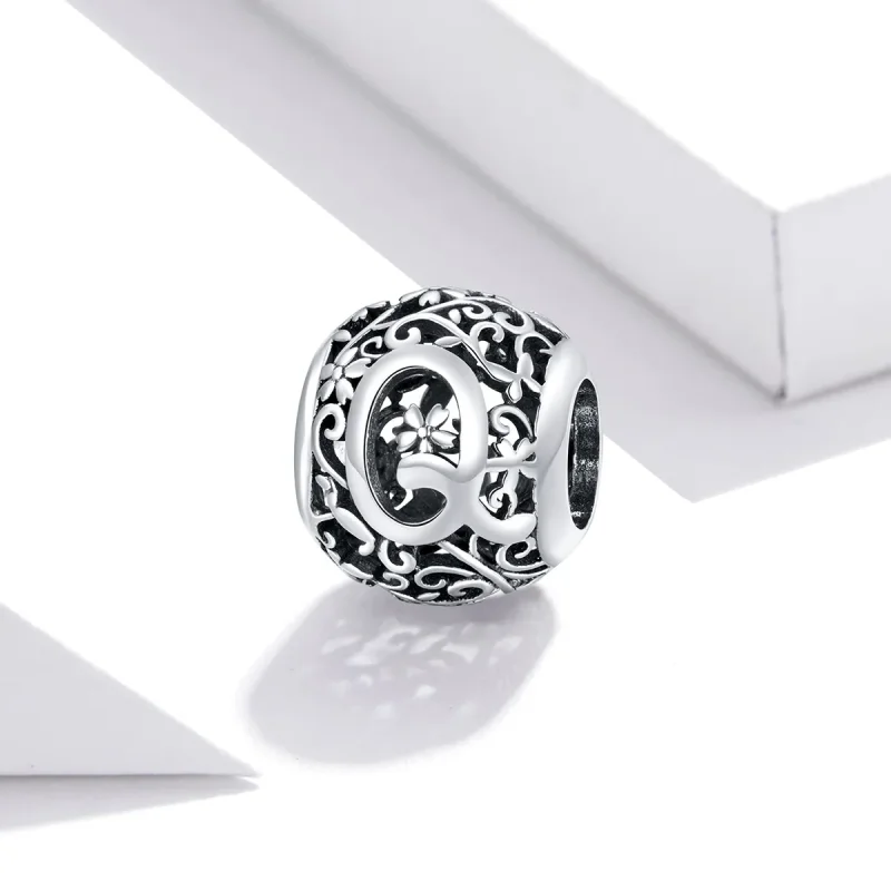 (bilde for)  Pandora Style Openwork Flower Letter Q Charm - SCC1444-Q - Vis 2