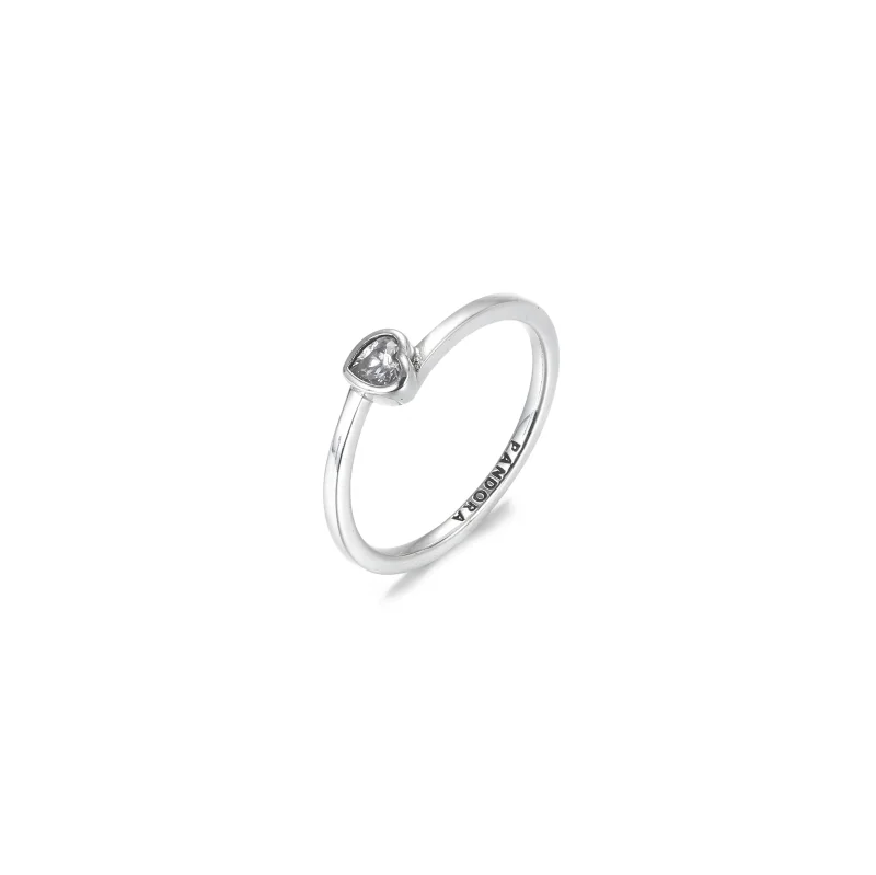 (bilde for) Pandora Blankt Skråstilt Hjerte Solitaire Ring - 199267C02 - Vis 2