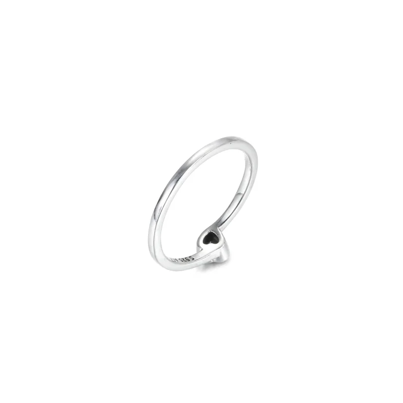 (bilde for) Pandora Blankt Skråstilt Hjerte Solitaire Ring - 199267C02 - Vis 5