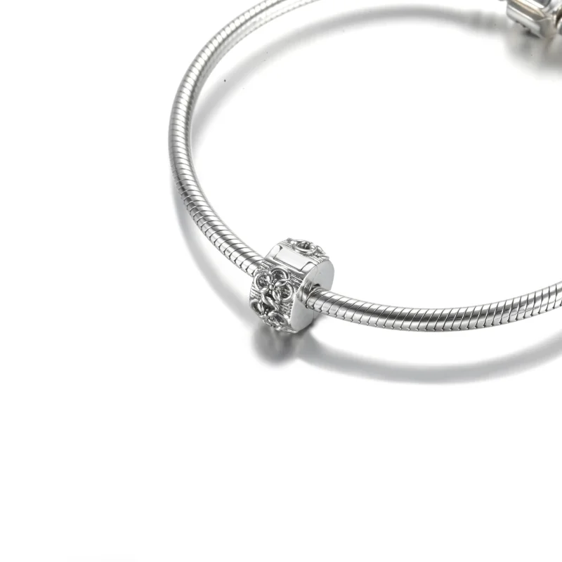 (bilde for) Pandora Blomstermønster Klemmecharm - 799316C00 - Vis 5