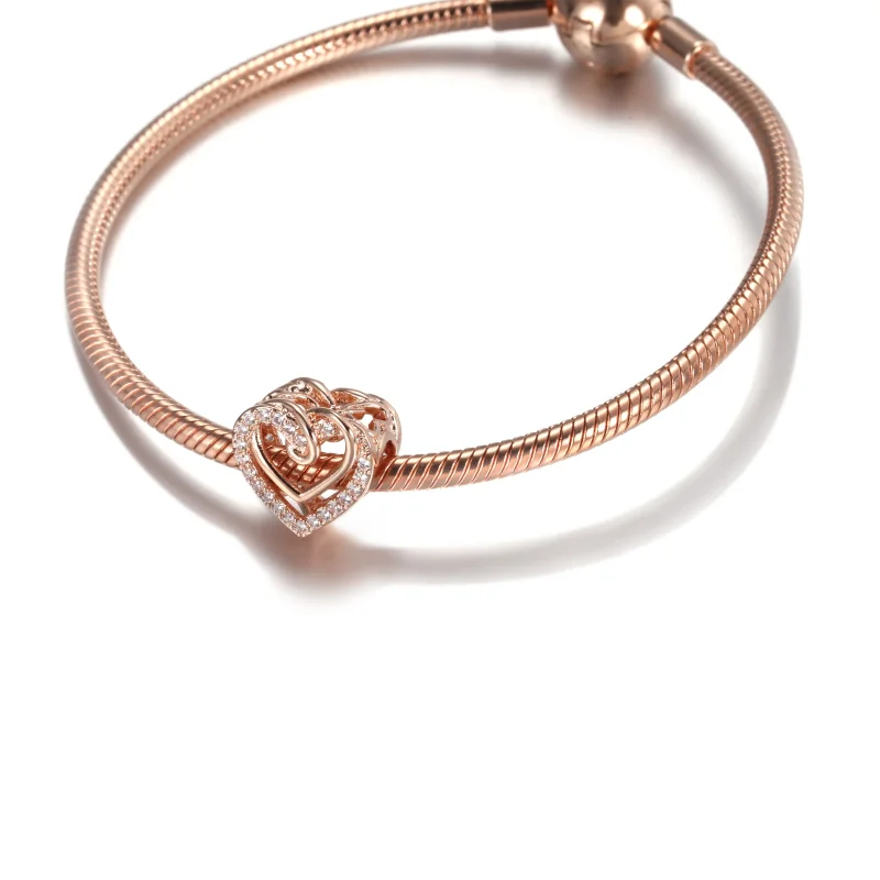 (bilde for) Pandora Funklende Sammenflettede Hjerter Charm - 789270C01 - Vis 5