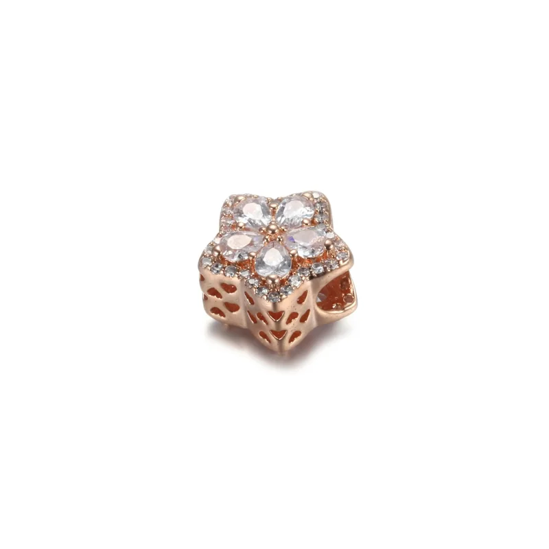 (bilde for) Pandora Funklende Snøfnugg Pavé Charm - 789224C01 - Vis 3