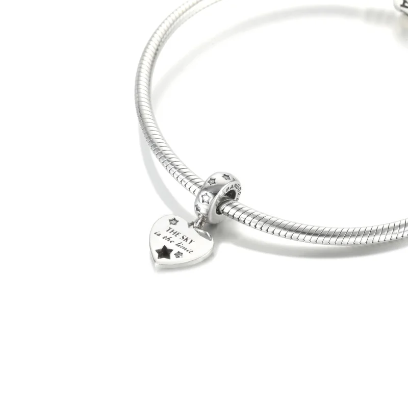 (bilde for) Pandora Gratulerer Hjerter og Stjerner Hengende Charm - 799323C01 - Vis 5