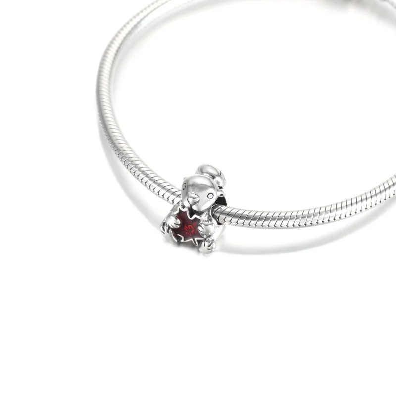 (bilde for) Pandora Kanadisk Bever og Lønneblad Charm - 799394C01 - Vis 5