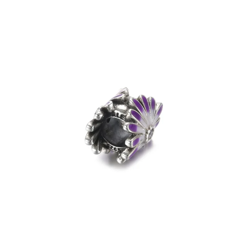 (bilde for) Pandora Lilla tusenfryd Charm - 798775C02 - Vis 4