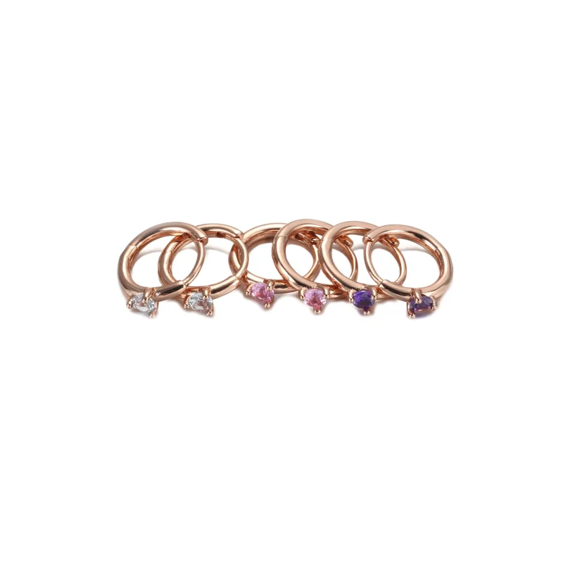 (bilde for) Pandora Lys Blå Solitaire Huggie Hoop Øreringer - 289304C02 - Vis 6