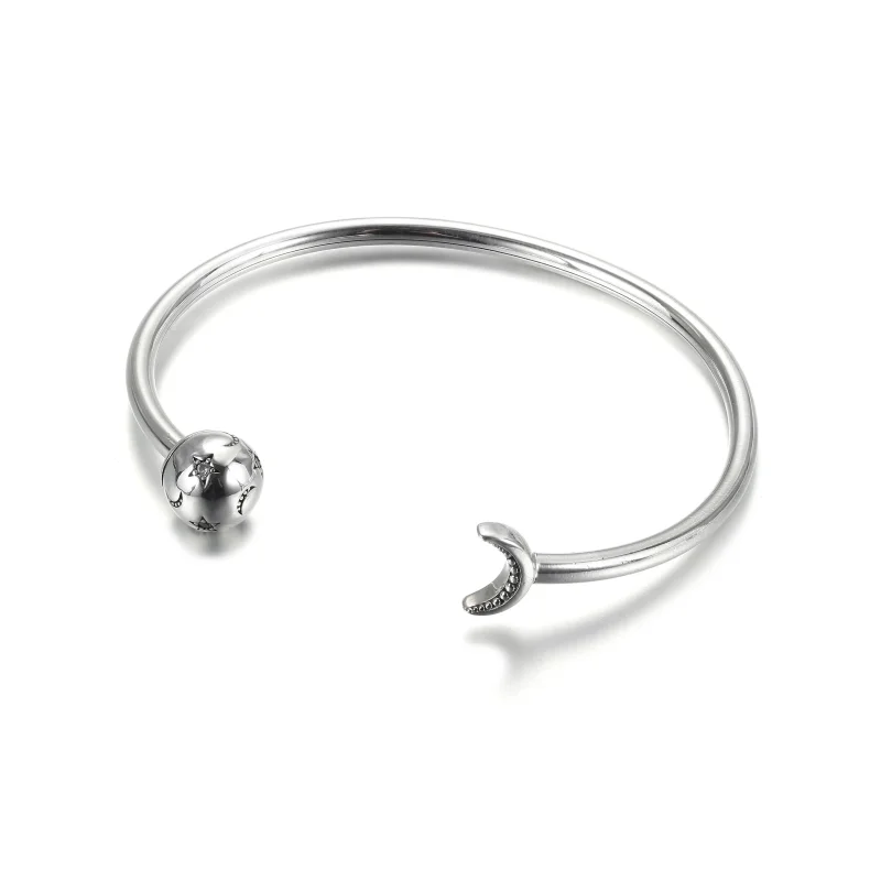 (bilde for) Pandora Moments Måne og Stjerne Åpent Bangle - 599120C01 - Vis 2