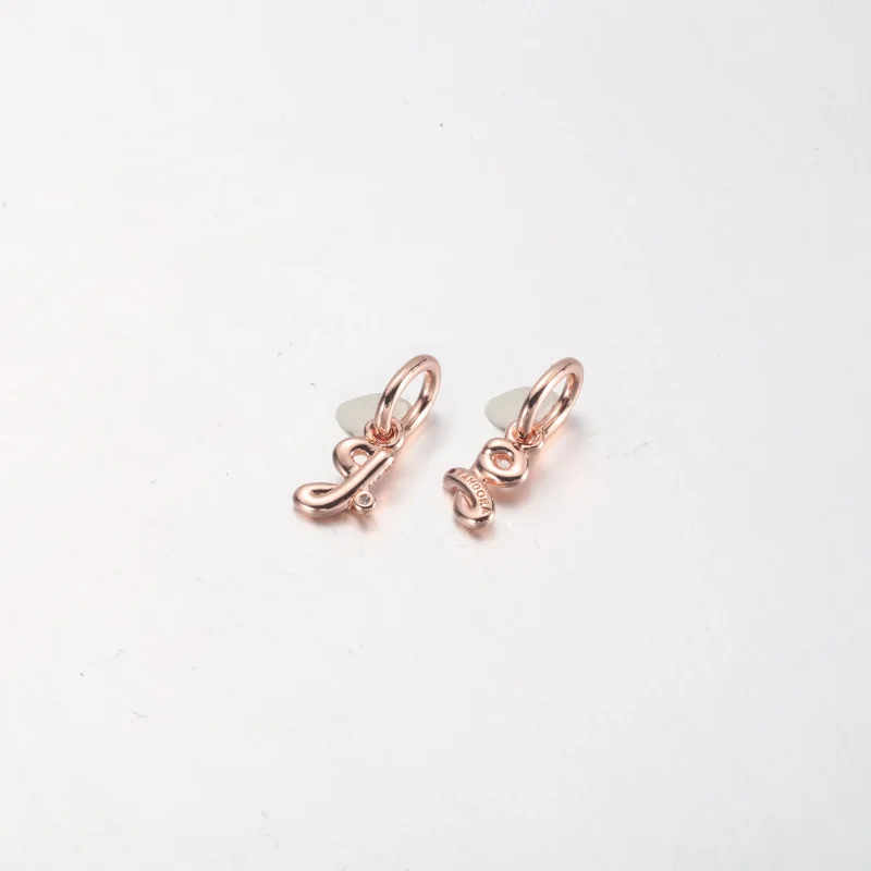 (bilde for) Pandora Bokstaven a Håndskrift Alfabet Hengende Charm - 782531C01 - Vis 3