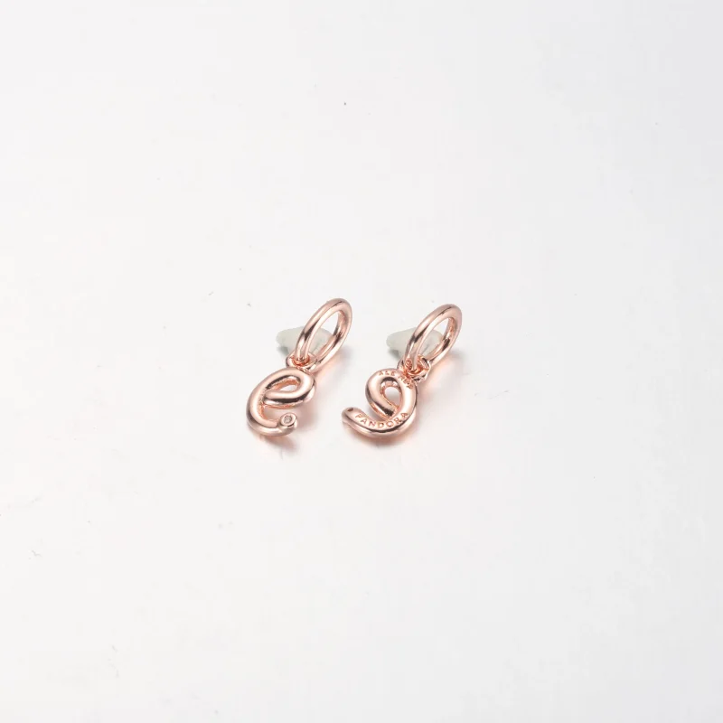 (bilde for) Pandora Bokstaven a Håndskrift Alfabet Hengende Charm - 782531C01 - Vis 10