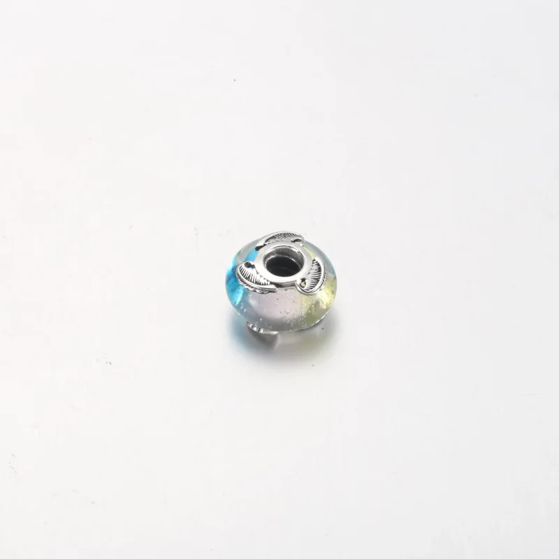 (bilde for) Pandora Flerfarget Muranoglass og Buet Fjær Charm - 792577C00 - Vis 3