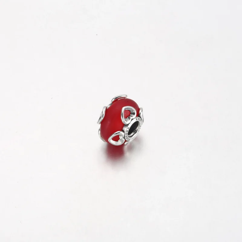 (bilde for) Pandora Frostet Rødt Muranoglass og Hjerter Charm - 792497C01 - Vis 2