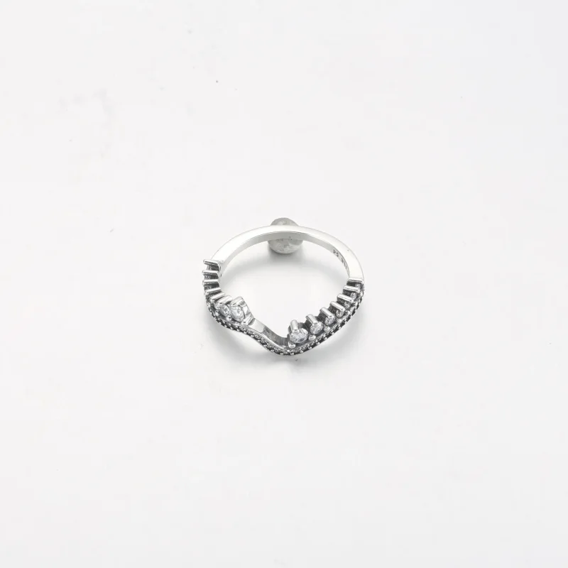 (bilde for) Pandora Funklende Asymmetrisk Bølge Ring - 192543C01 - Vis 3