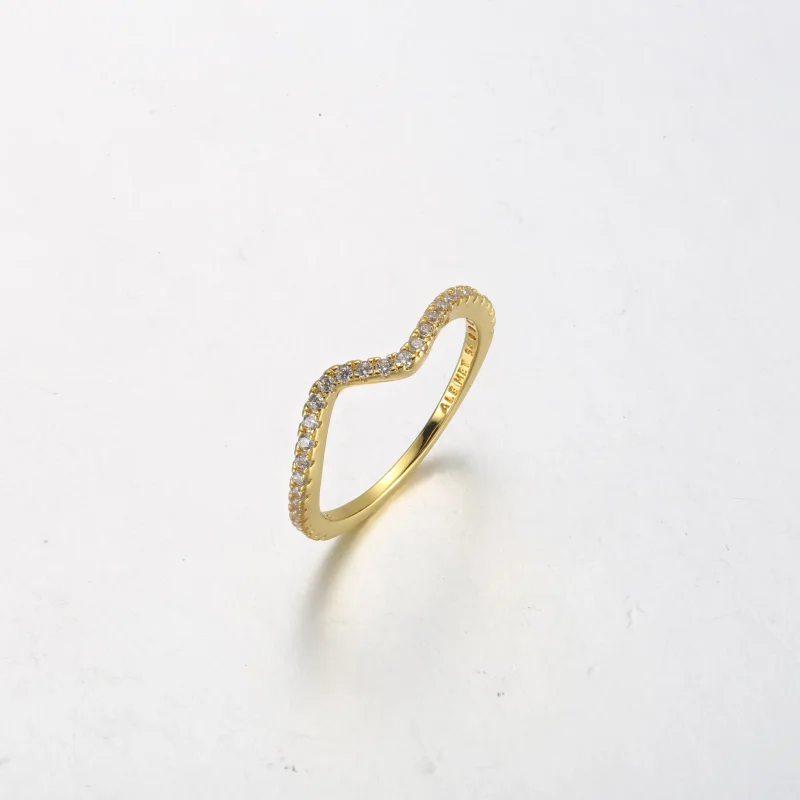 (bilde for) Pandora Funklende Bølge Ring - 162539C01 - Vis 2