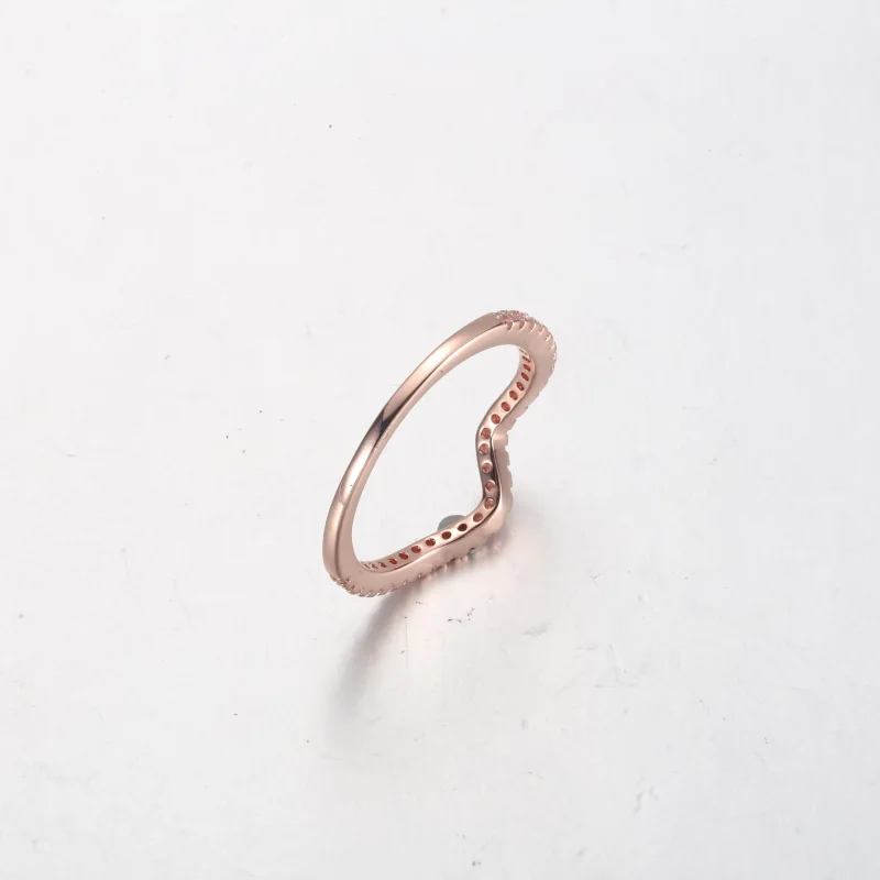 (bilde for) Pandora Funklende Bølge Ring - 182539C01 - Vis 5