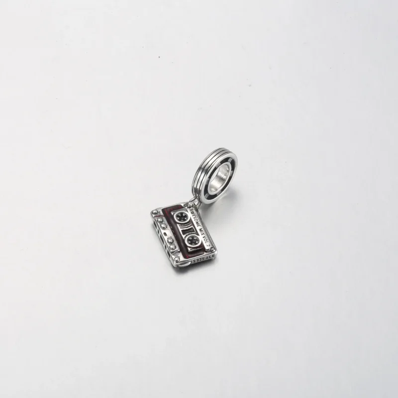 (bilde for) Pandora Marvel Guardians of the Galaxy Kassett Hengende Charm - 792564C01 - Vis 2