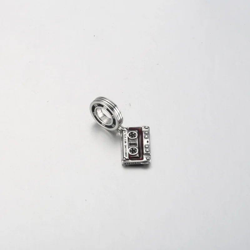 (bilde for) Pandora Marvel Guardians of the Galaxy Kassett Hengende Charm - 792564C01 - Vis 3