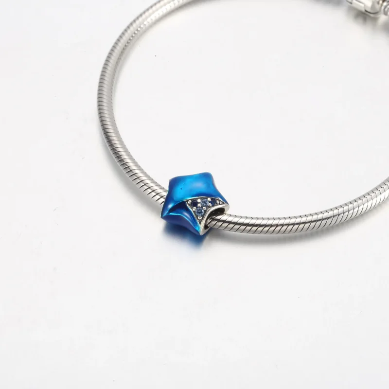 (bilde for) Pandora Star sterling silver charm with true blue and night blue crystal and tra - Vis 5