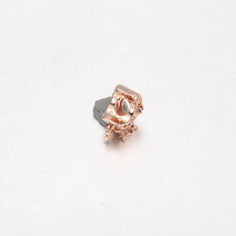 (bilde for) Pandora Stjerne og Halvmåne Charm - 789643C01 - Vis 3