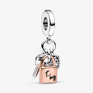 (bilde for) Pandora Tofarget Nøkkel, Hengelås og Hjerte Trippel Hengende Charm - 782506C01