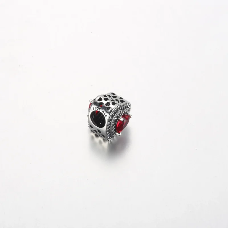 (bilde for) Pandora Funklende Flatt Hjerte Charm - 799218C02 - Vis 4