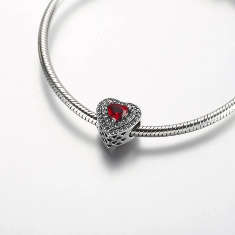 (bilde for) Pandora Funklende Flatt Hjerte Charm - 799218C02 - Vis 5