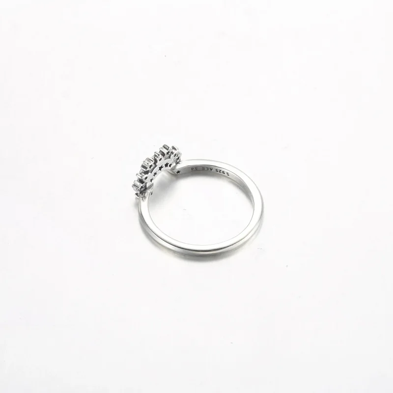 (bilde for) Pandora Himmelsk Blå Funklende Måne Charm - 192675C01 - Vis 4