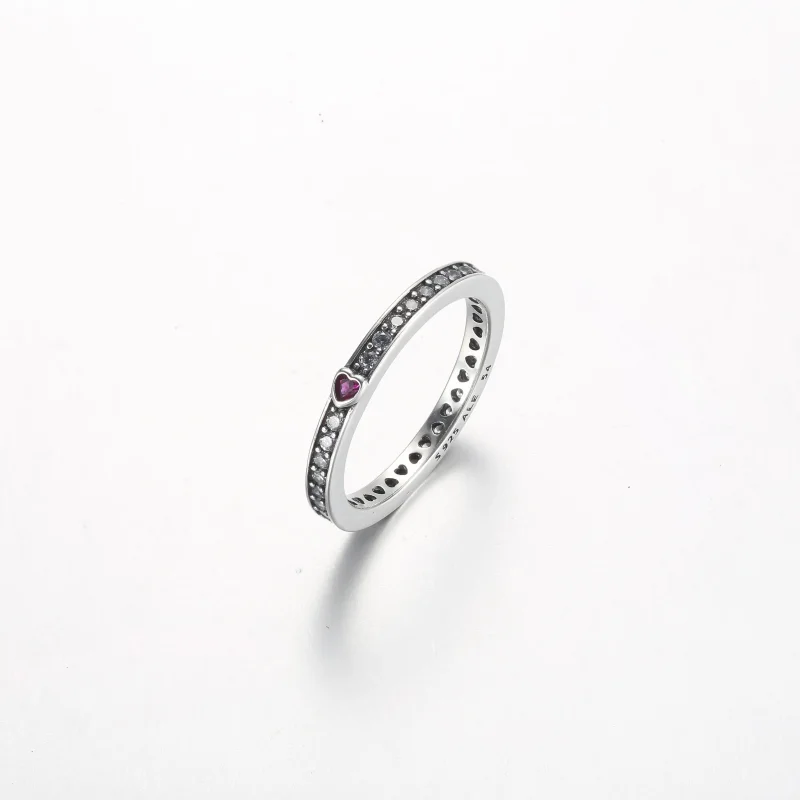 (bilde for) Pandora Ring i sterlingsølv med røde og klare cubic zirconia - 192601C01 - Vis 2
