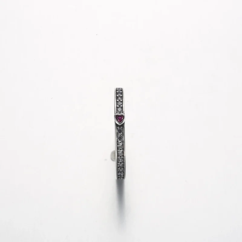(bilde for) Pandora Ring i sterlingsølv med røde og klare cubic zirconia - 192601C01 - Vis 5