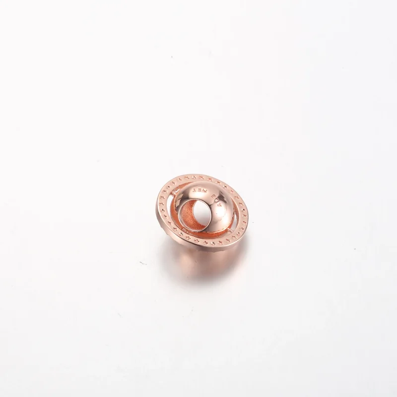 (bilde for) Pandora Saturn planet 14k rose gold-plated charm with clear cubic zirconia - 782 - Vis 4